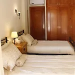 Lobos Bed and Breakfast 3*